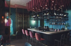 PUB HOTEL LÀNG VIỆT KIỀU